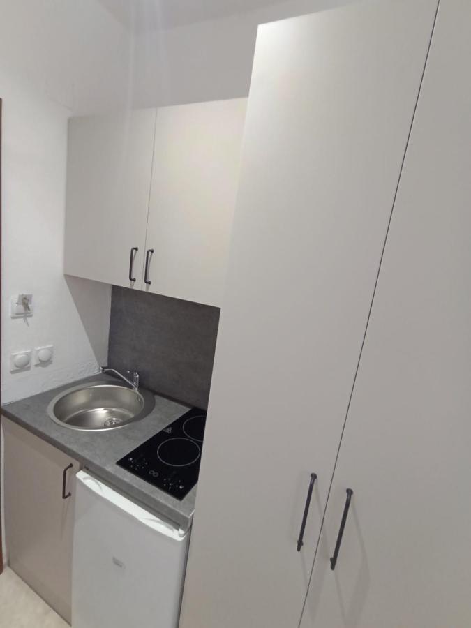 Md Apartments Улцинь Екстер'єр фото