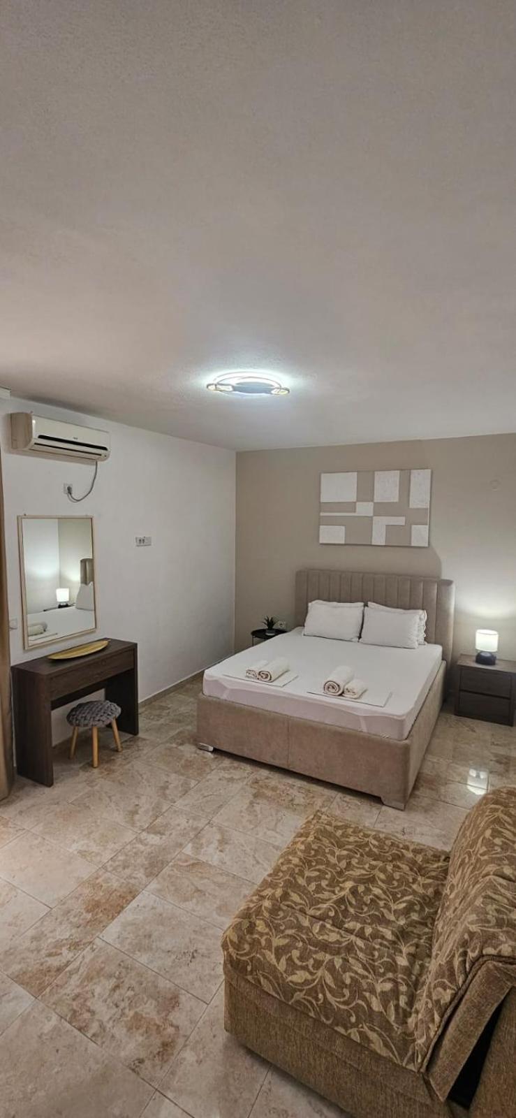 Md Apartments Улцинь Екстер'єр фото