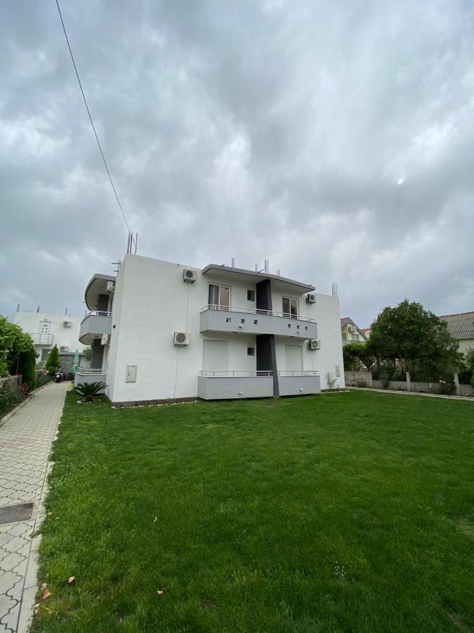 Md Apartments Улцинь Екстер'єр фото