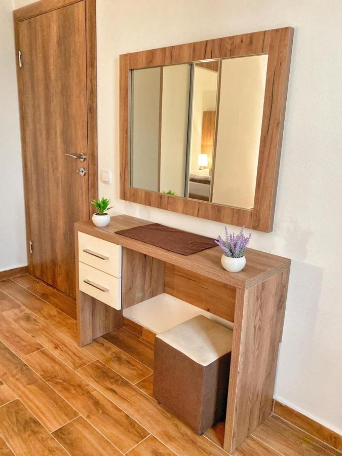 Md Apartments Улцинь Екстер'єр фото